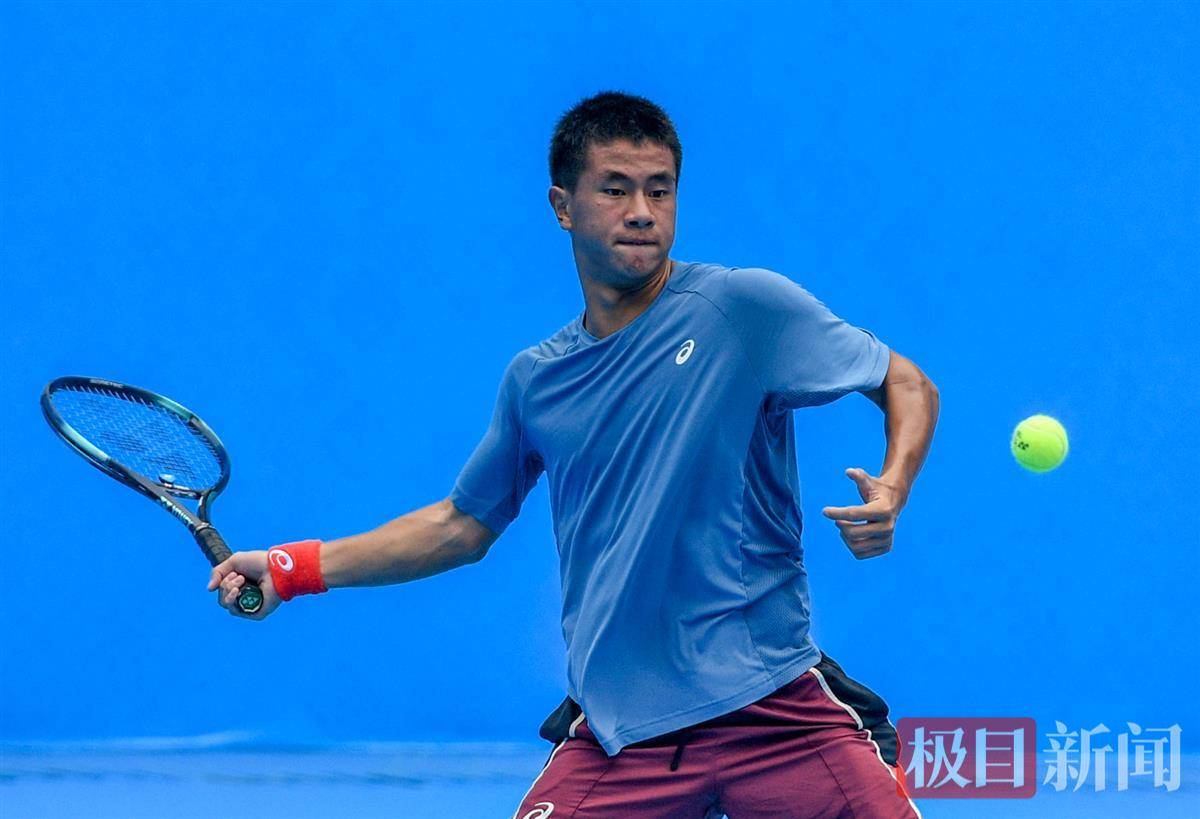 队在揭幕战 队在揭幕战